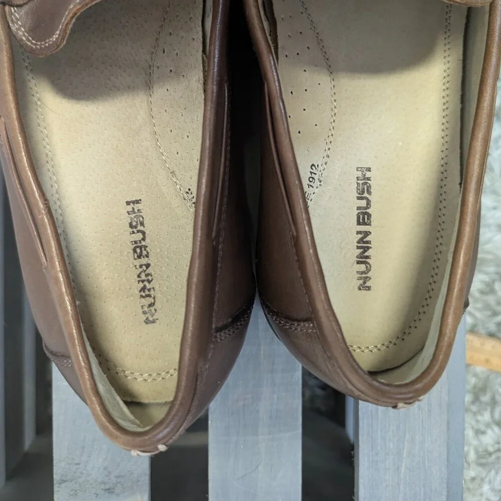 Nunn Bush Size 10 Brown Tassel Loafers